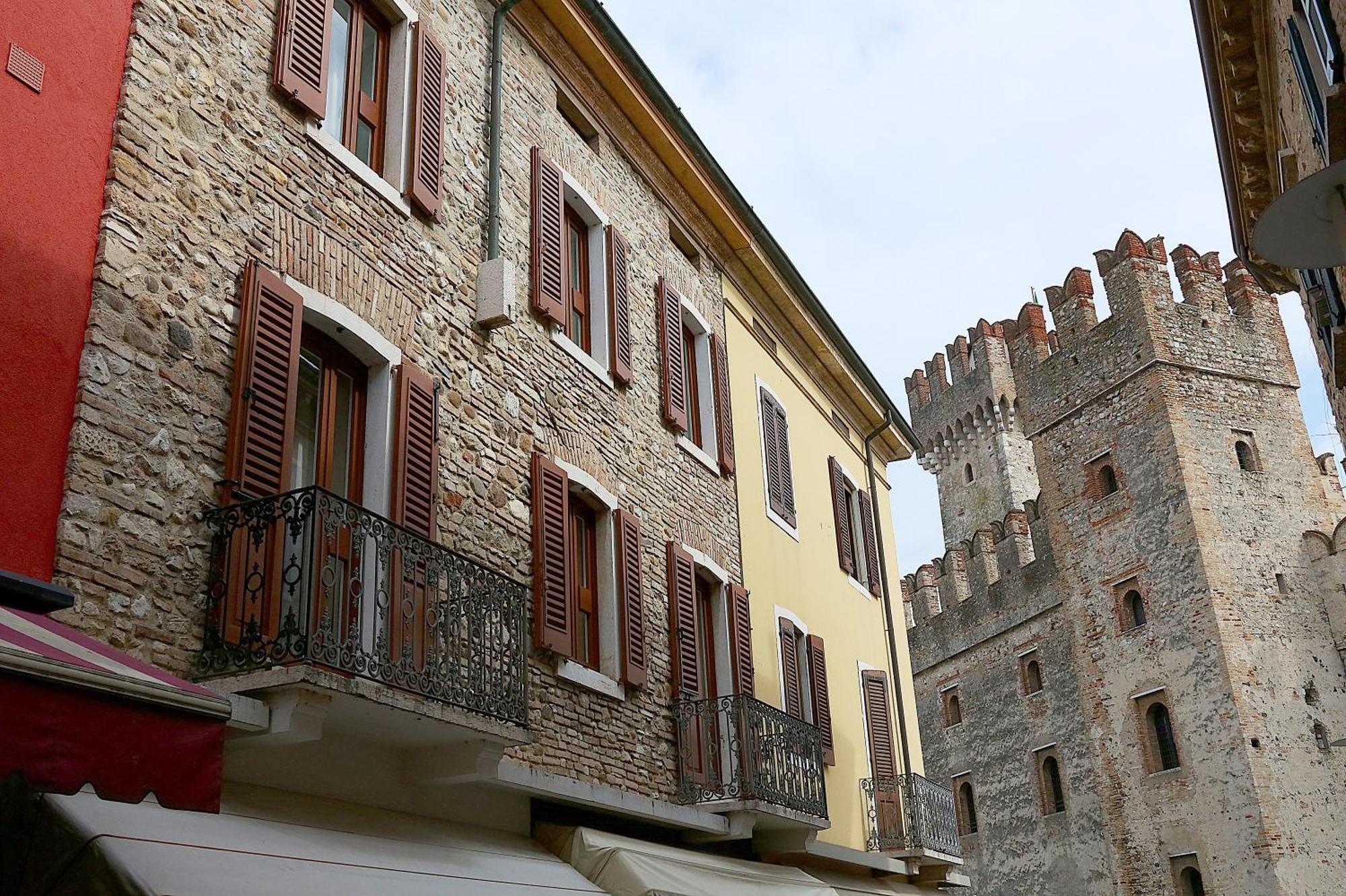 Aurora Sirmione Appartamenti Exterior photo