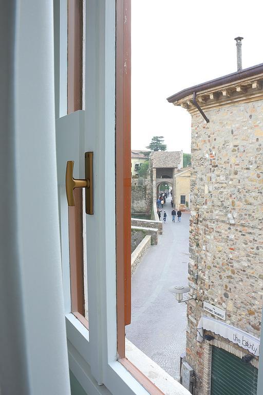 Aurora Sirmione Appartamenti Exterior photo